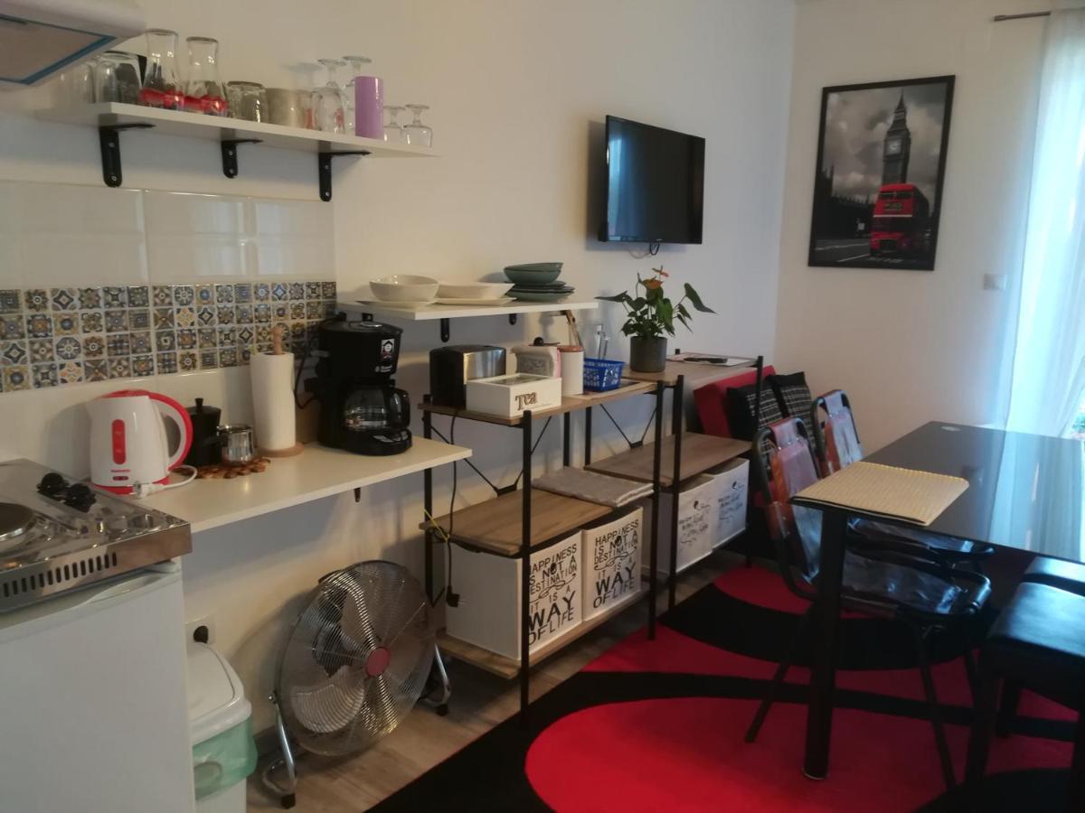 Edina Vendeghaz-Gyenesdias Lägenhet Exteriör bild